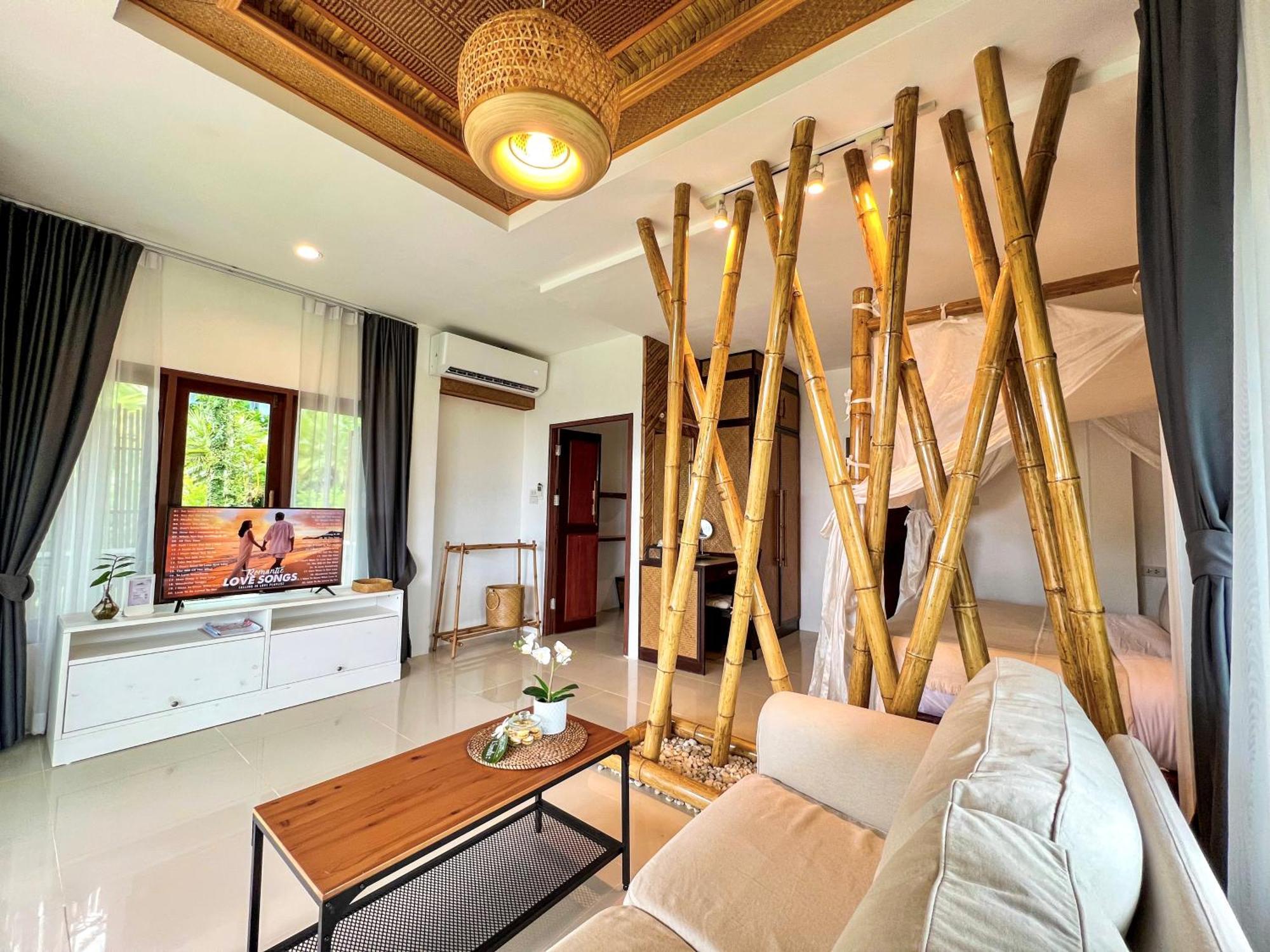 Baan Phuvara Retreat - Romantic Jacuzzi Mountain View Villas Ao Nang Room photo